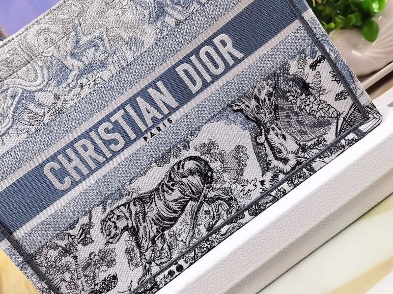 Christian Dior Shopping Bags